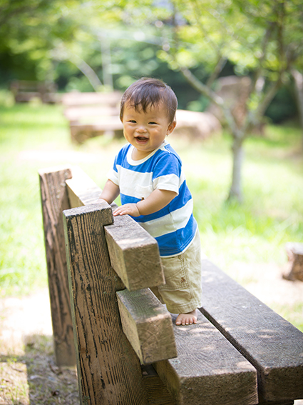 つかまりだちが上手にできてます